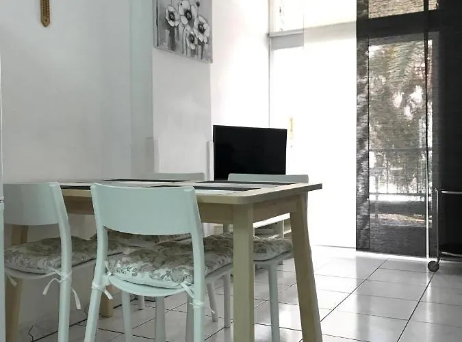 Playa De Cristianos Лос Кристианос